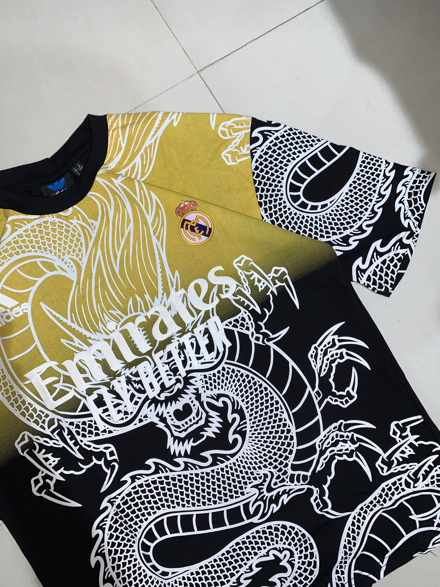 real madrid concept jersey tee (black)