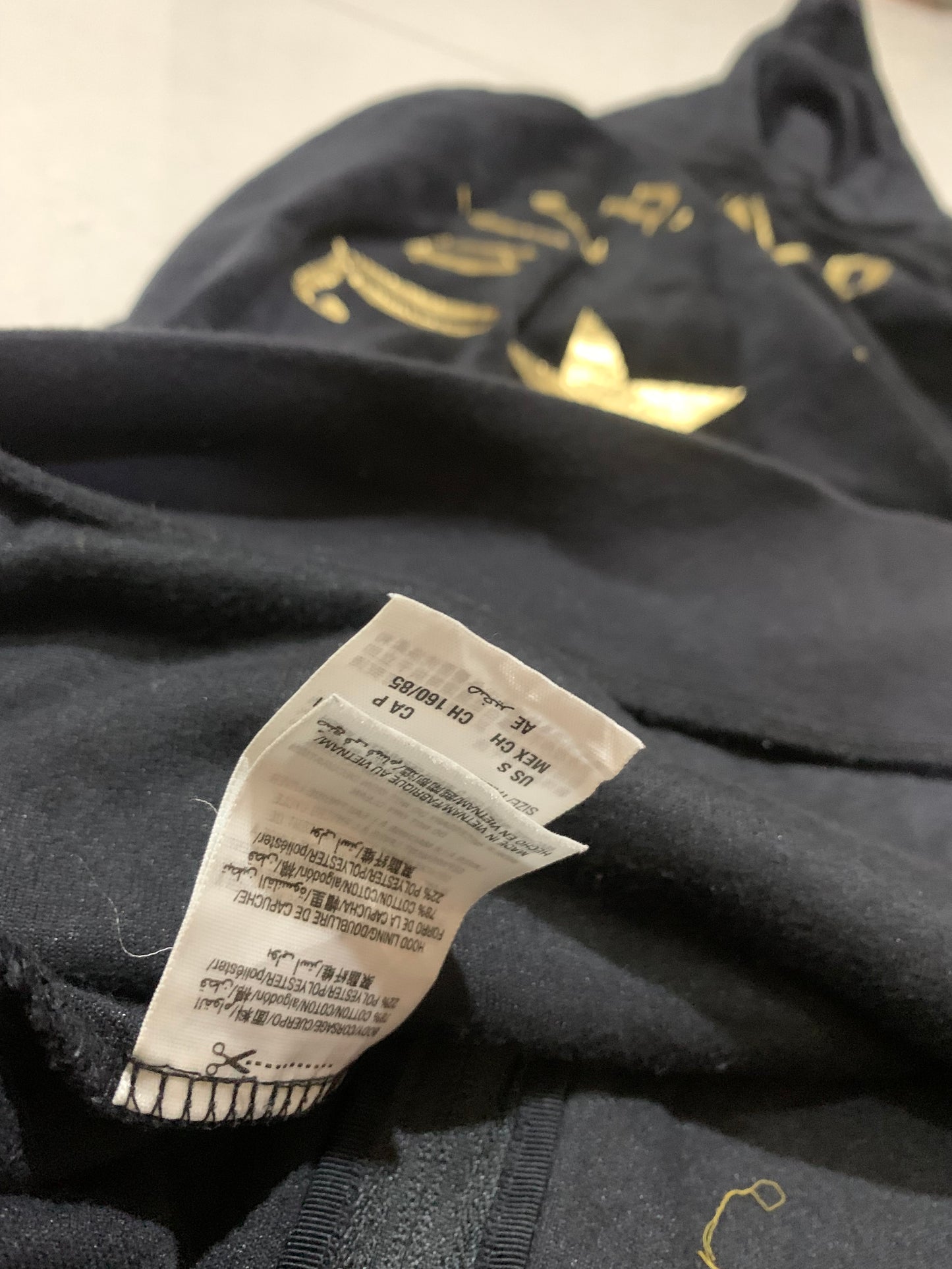 Juicy courture sleeveless jacket