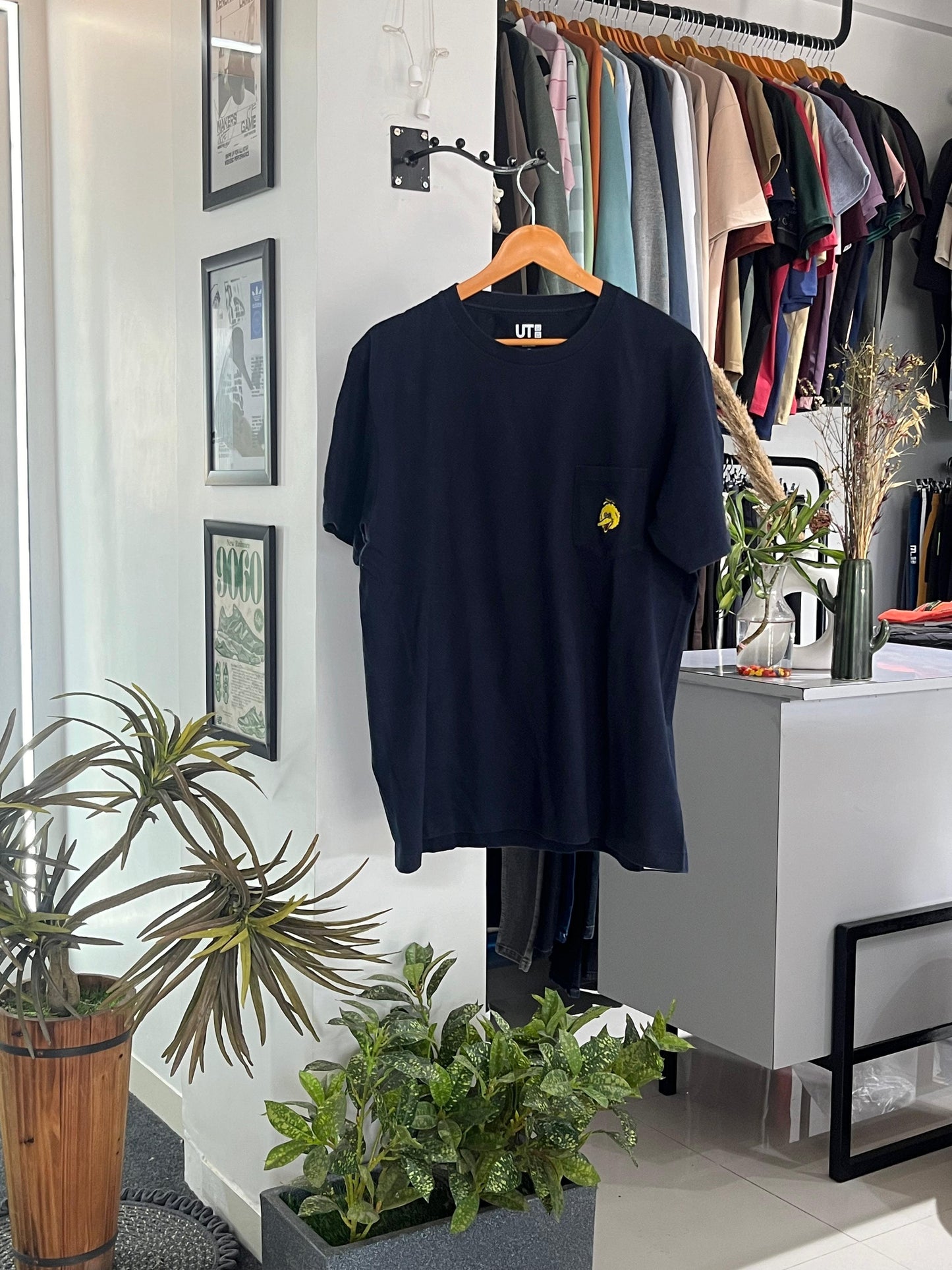 Uniqlo x KAWS x Seasme seed