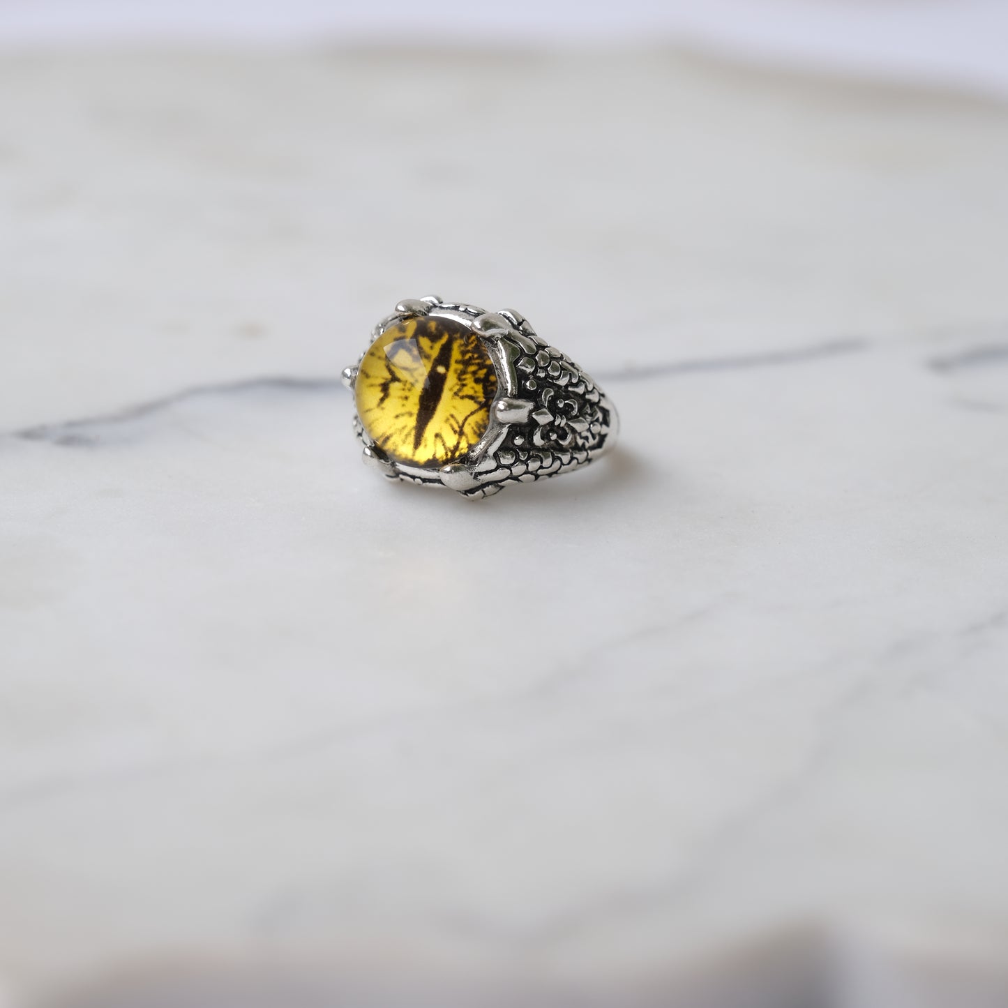 Dragon eye Yellow ring