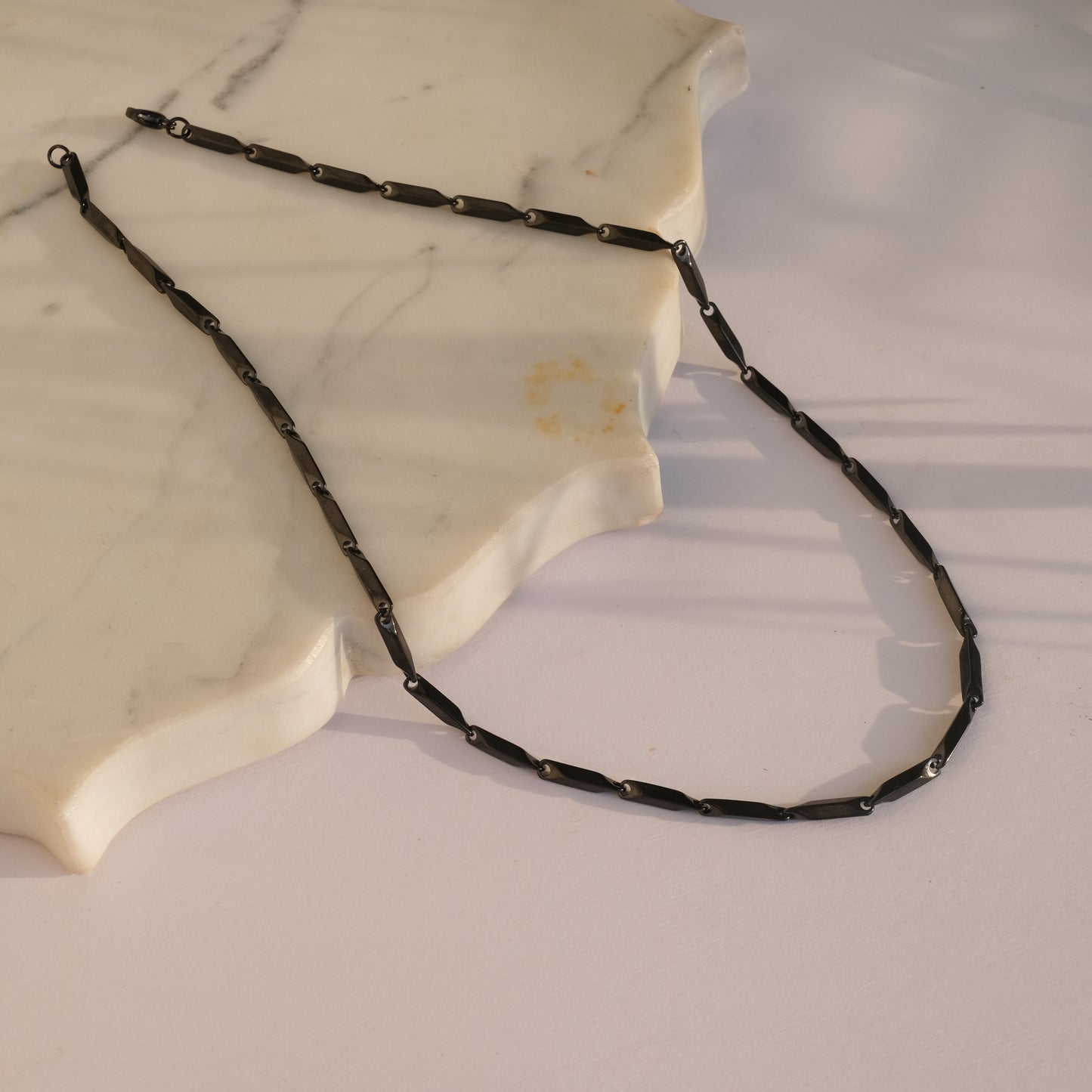 Black Rice Link Chain