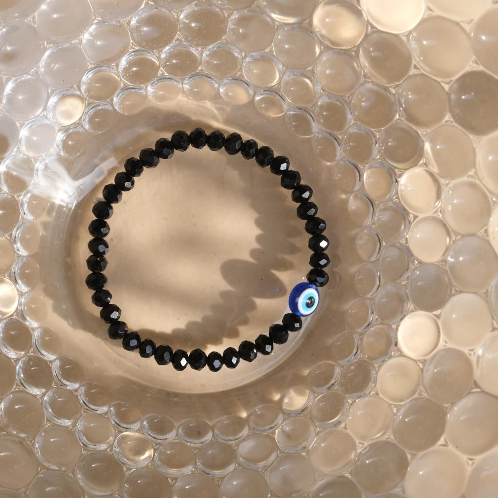 Black evil eye beaded bracelet