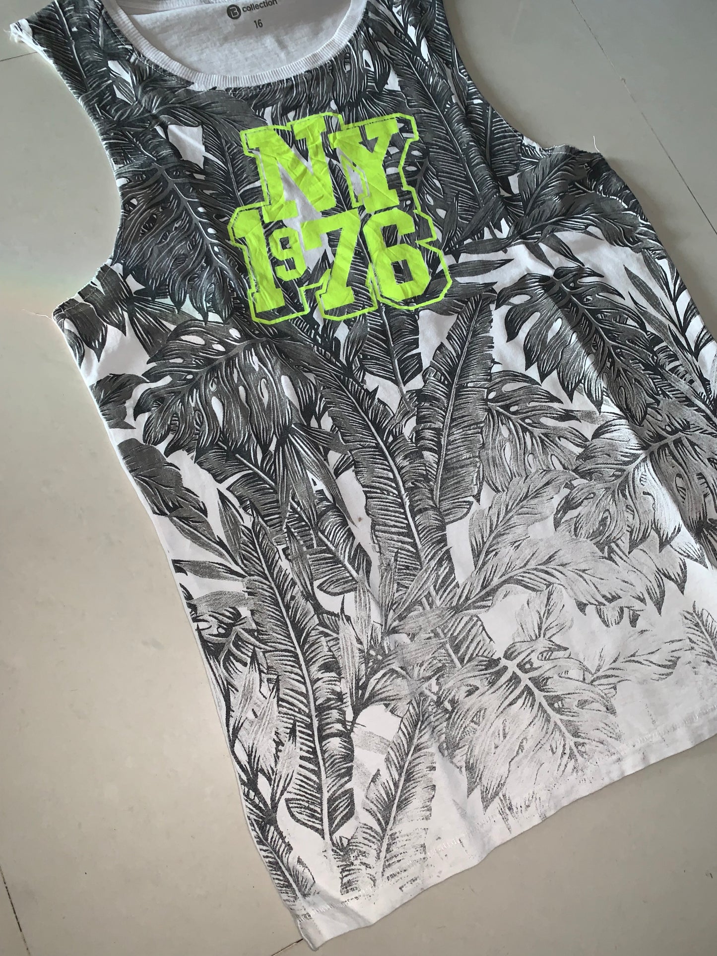 VTG vest tee