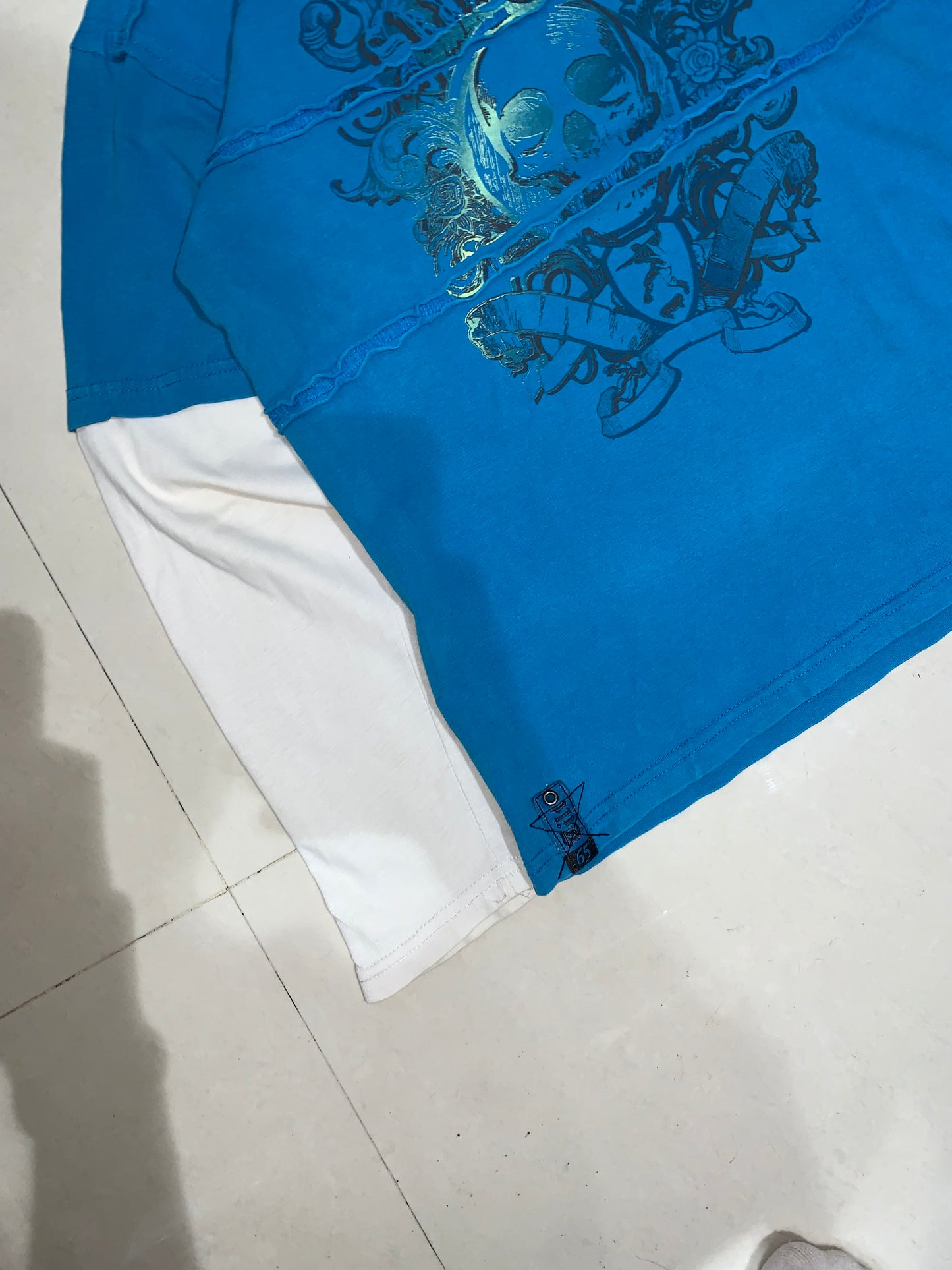VTG y2k skull tee