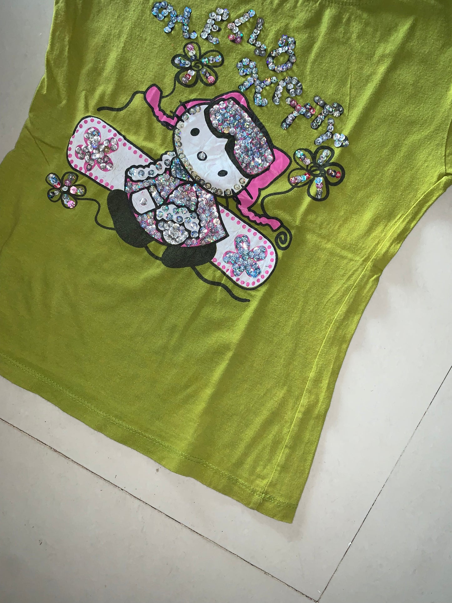 vTG hello kitty rhinestore tee