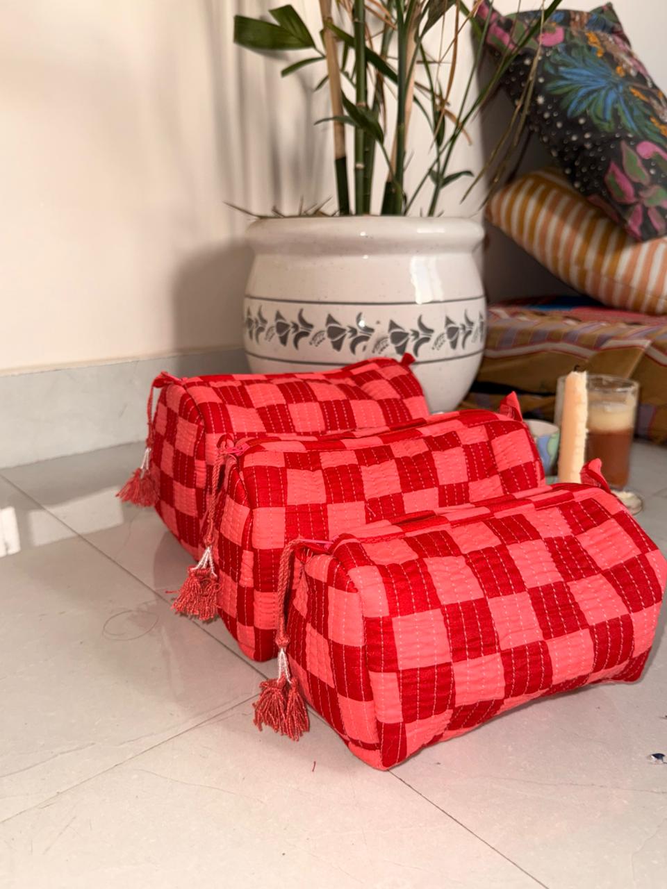 Pintresty 3pcs Cosmetic pouch