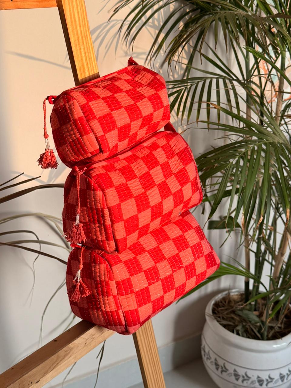 Pintresty 3pcs Cosmetic pouch