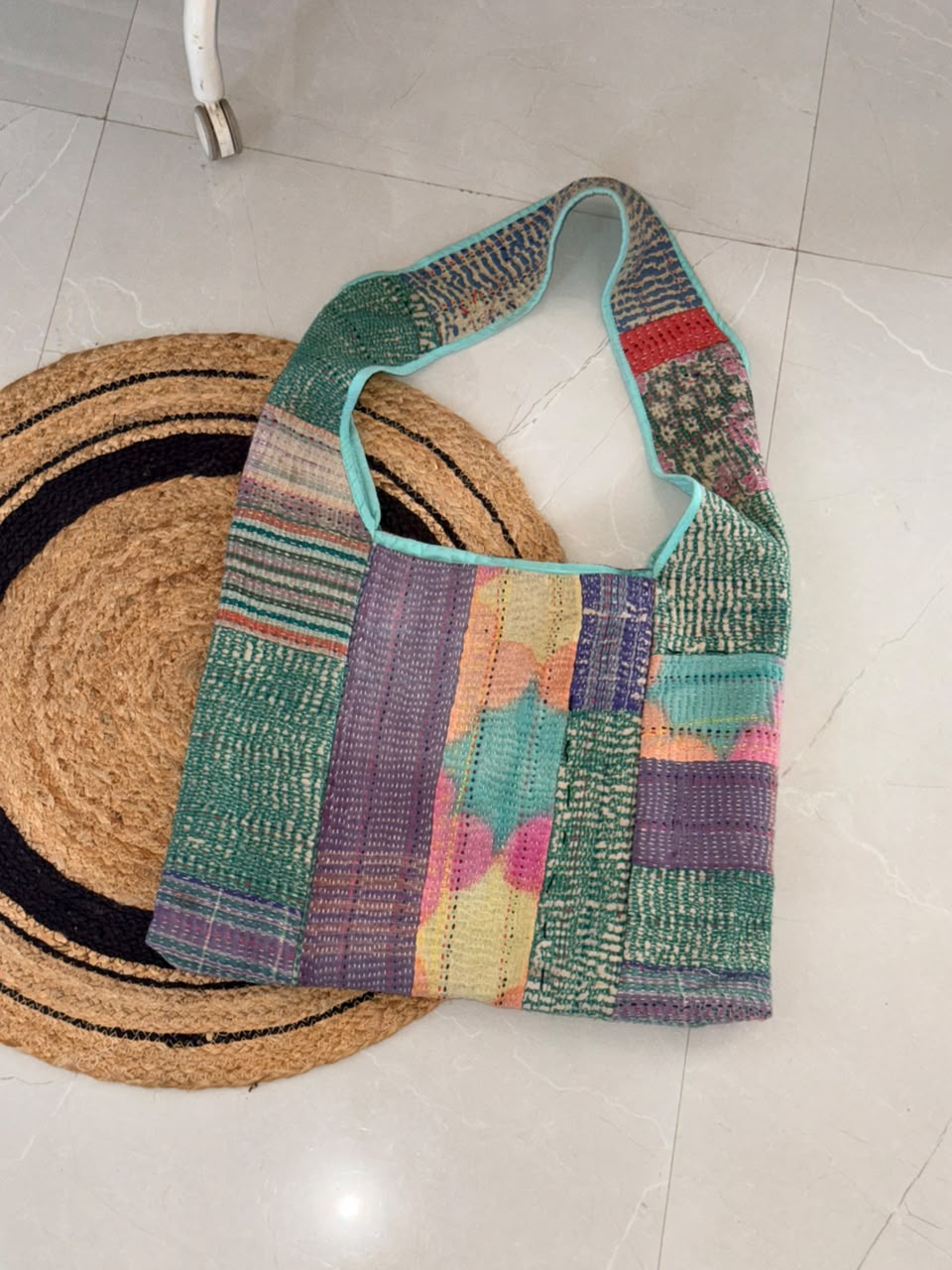 Crossbody sling tote bag : made of vintage kantha bedsheet - 2