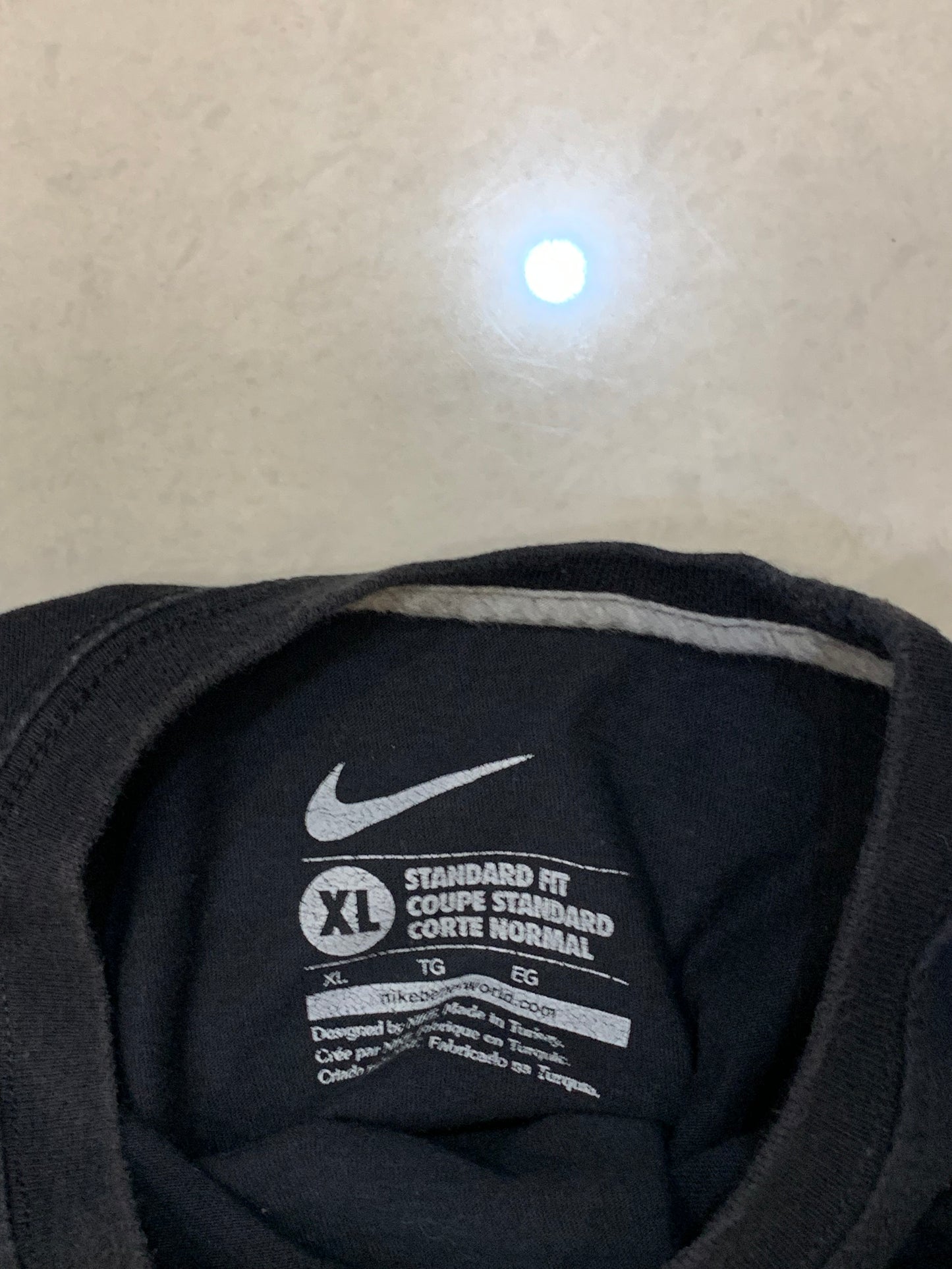 Nike spell out tee
